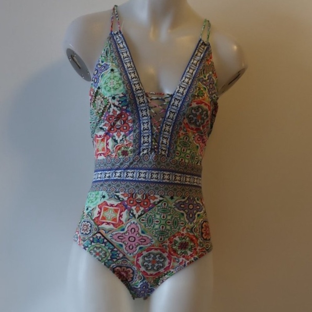 Set NANNETTE LEPOREONE SWIMSUIT & COVER-UP - Picture 6 of 16